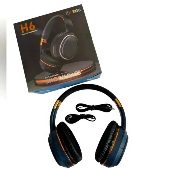 NWT Bluetooth Headphones Foldable Wireless Over-Ear Headphones Blue - Picture 2 of 8